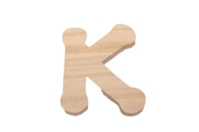 SET 10 LETRAS K 6X7X0.6CM CHOPO
