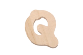 SET 10 LETRAS Q 5.9X7X0.6CM CHOPO