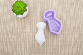 SILICONE MOULD 6X11.5X3CM  MLD075 NECKTIE