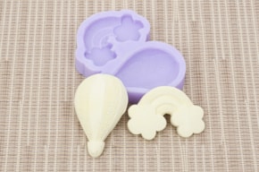 SILICONE MOULD 3.3X5- 4.5X3.3CM MLD103 BALLOON - RAINBOW