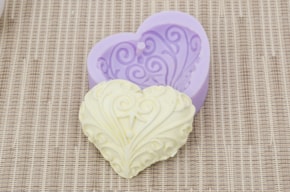 SILICONE MOULD 6.5X5.5CM MLD104 HEART1