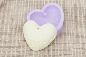 SILICONE MOULD 6.5X5.5CM MLD117 HEART3