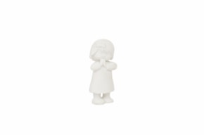 MENINA A REZAR 2.5X1.8X5.5CM