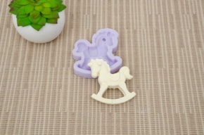 SILICONE MOLD HORSE 5,5X6X0,9CM MLD181