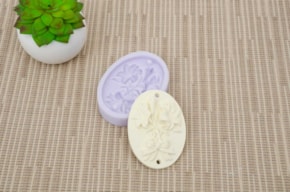 SILICONE MOLD FLOWERS PLATE 7,3X5,2X1,3CM MLD182