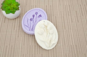 SILICONE MOLD TULIPS PLATE 10X8X2CM MLD183
